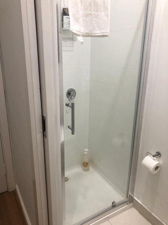 Melbourne Short Stay- Burwood Deakin Uni墨尔本民宿-迪肯大学เบอร์วูด ภายนอก รูปภาพ